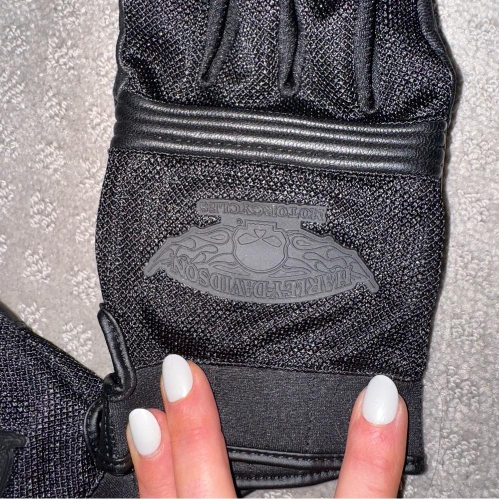Men’s Harley Davidson “Winged Willie” G Skull Riding Gloves - Picture 3 of 6